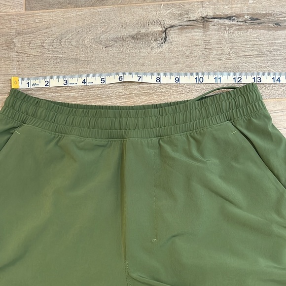 Lululemon THE Lined Short - Picture 7 of 7